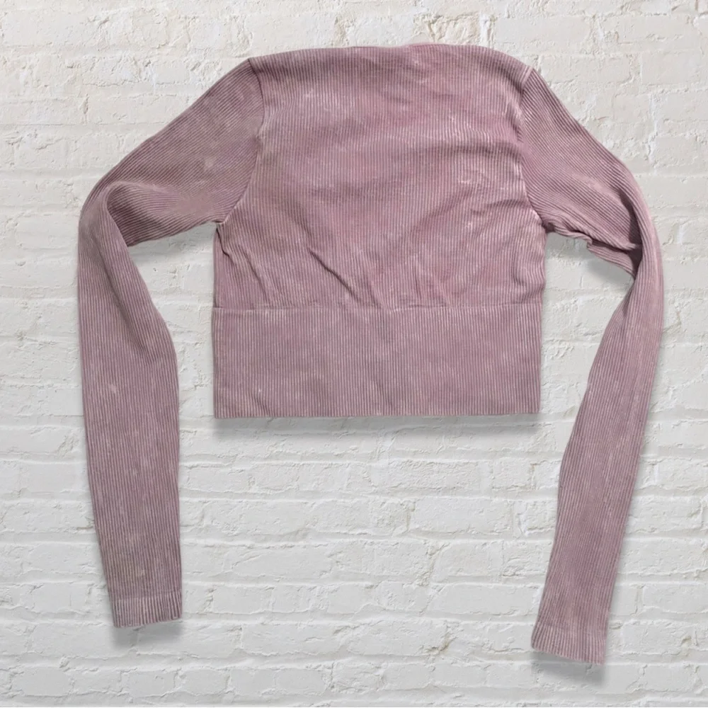 Urban Outfitters BDG Ribbed V-Neck Long Sleeve Shirt - Picture 3 of 3